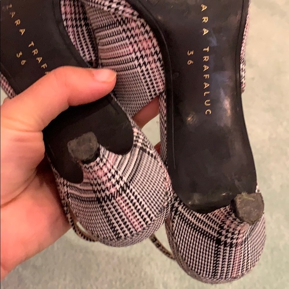 ZARA Plaid Slingback Kitten Heel - Picture 5 of 7